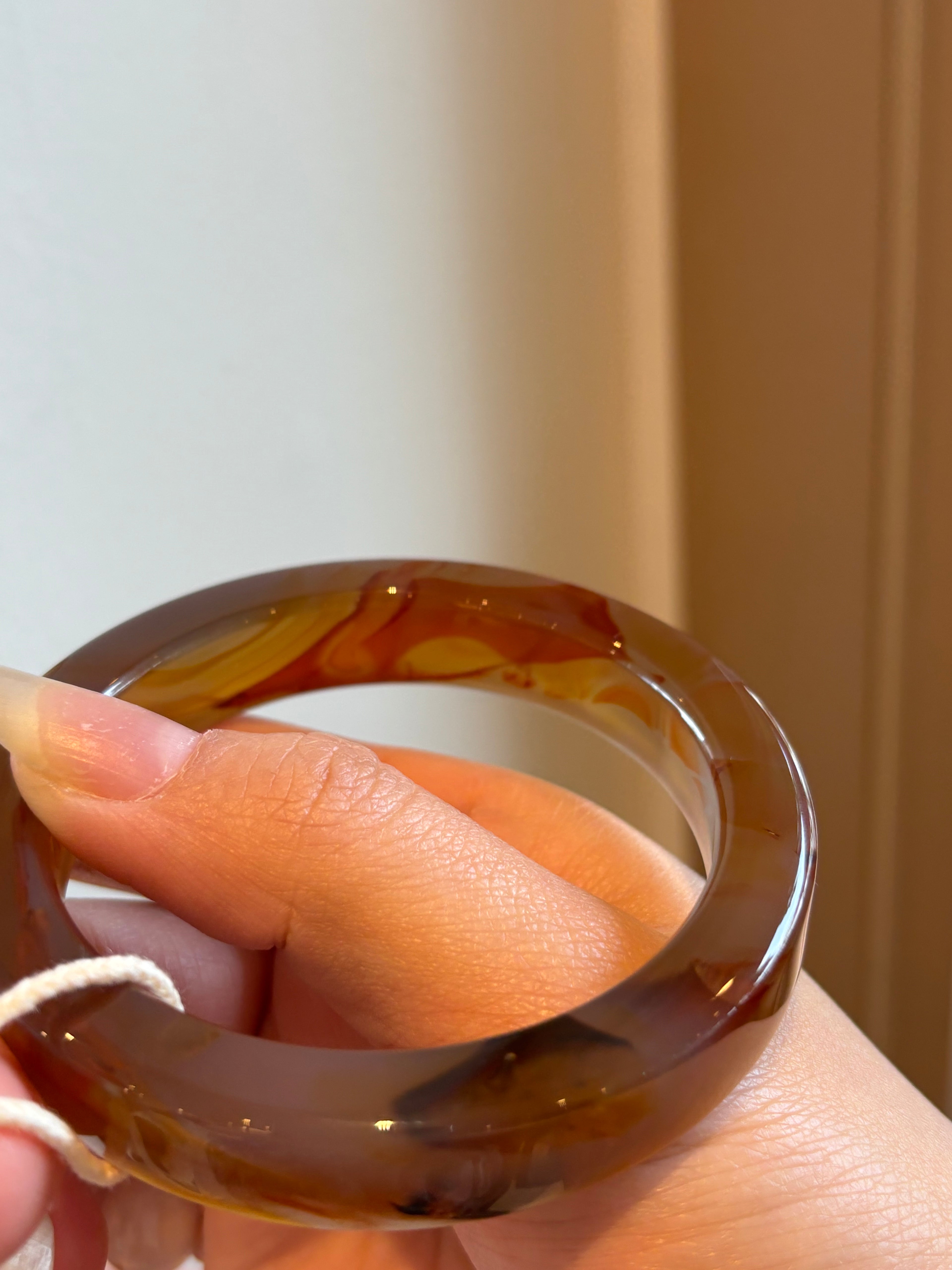 ◼️: Đỏ mật (53.7)