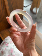 O: xám nhạt (54.85)