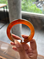 D: Đỏ mật (54.7)